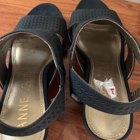 NEW Anne Klein cage wedges sandals shooties slingback - Picture 6 of 10